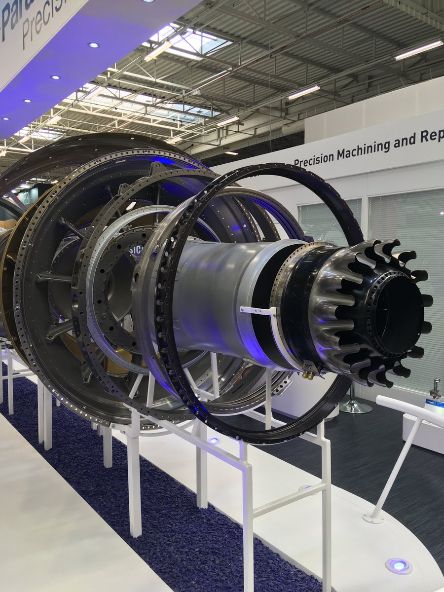HeverettG's tweet photo. L'équipe ASD d'Axeal Consultant, représentée par Fabien Burty, Romain Goudard et Benoist BAUDAT, est présente au Salon du Bourget 2019 ! ✈️
#AxealConsultant #SalonduBourget #Aeronautique #Spatial #Defense #Paris https://t.co/HxczCgrCb6