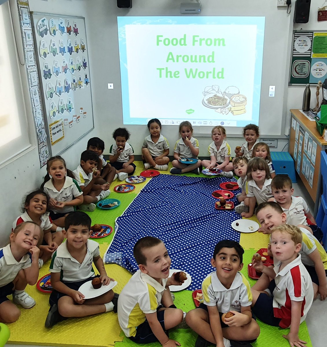DBS_FS1's tweet photo. @DBS_FS1 @DBS_HOFF #BeginsAtDBS 
#LionClass🦁 #Internationalfoods 
Today we got to taste different foods from around the world. We were so courageous when we tried eating new foods!!! Thank you to all our parents for their food contributions x https://t.co/Et5qiqfyhZ