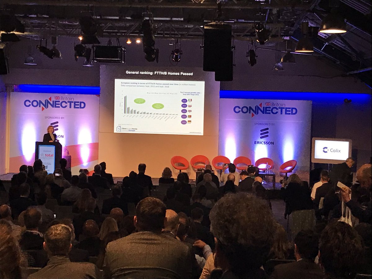Pinacl_RobB's tweet photo. Early start at Connected Britain, full on full fibre! https://t.co/9AppHH1ouD