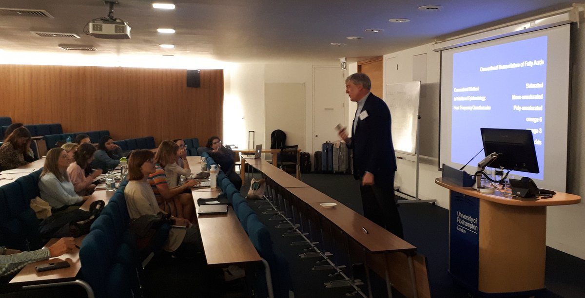 Prof Clemens von Schacky opens the last day of the inaugural @theISSFAL #lipidschool @UoR_LifeScience talking #omega3s #Omega3Index