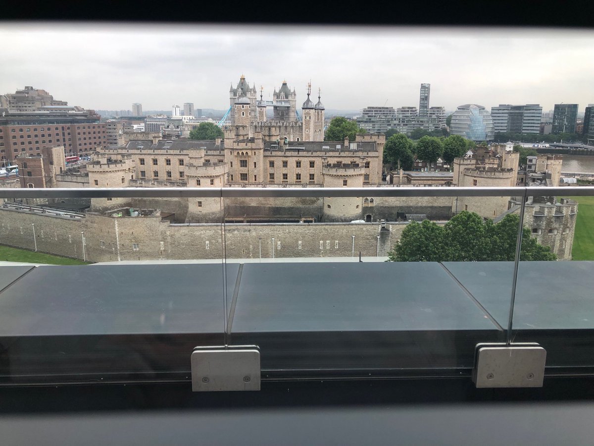Xenlikestate's tweet image. Pretty great view from our ⁦@MetaphorIT⁩ event in the CitizenM hotel in Trinity Square #workisnotaplace