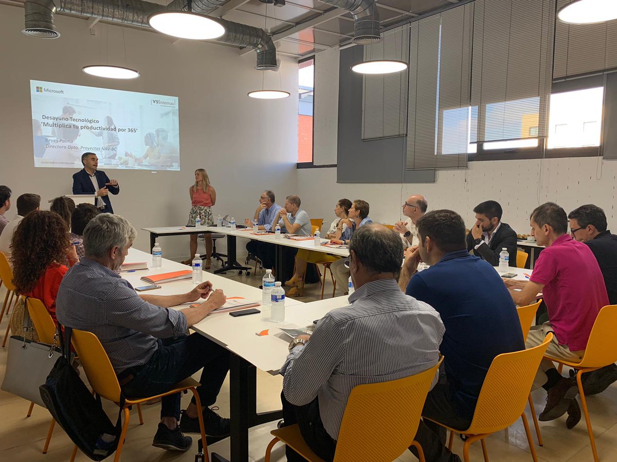 vs_sistemas's tweet image. Hoy dedicamos un nuevo desayuno tecnológico a la optimización de procesos, el impulso de la productividad y la modernización del puesto de trabajo gracias a @MS_Empresas. Con Reyes Palma, Dtora. de Proyectos NAV-BC, y José María Pedraza, CTO. #vssistemas #Microsoft365