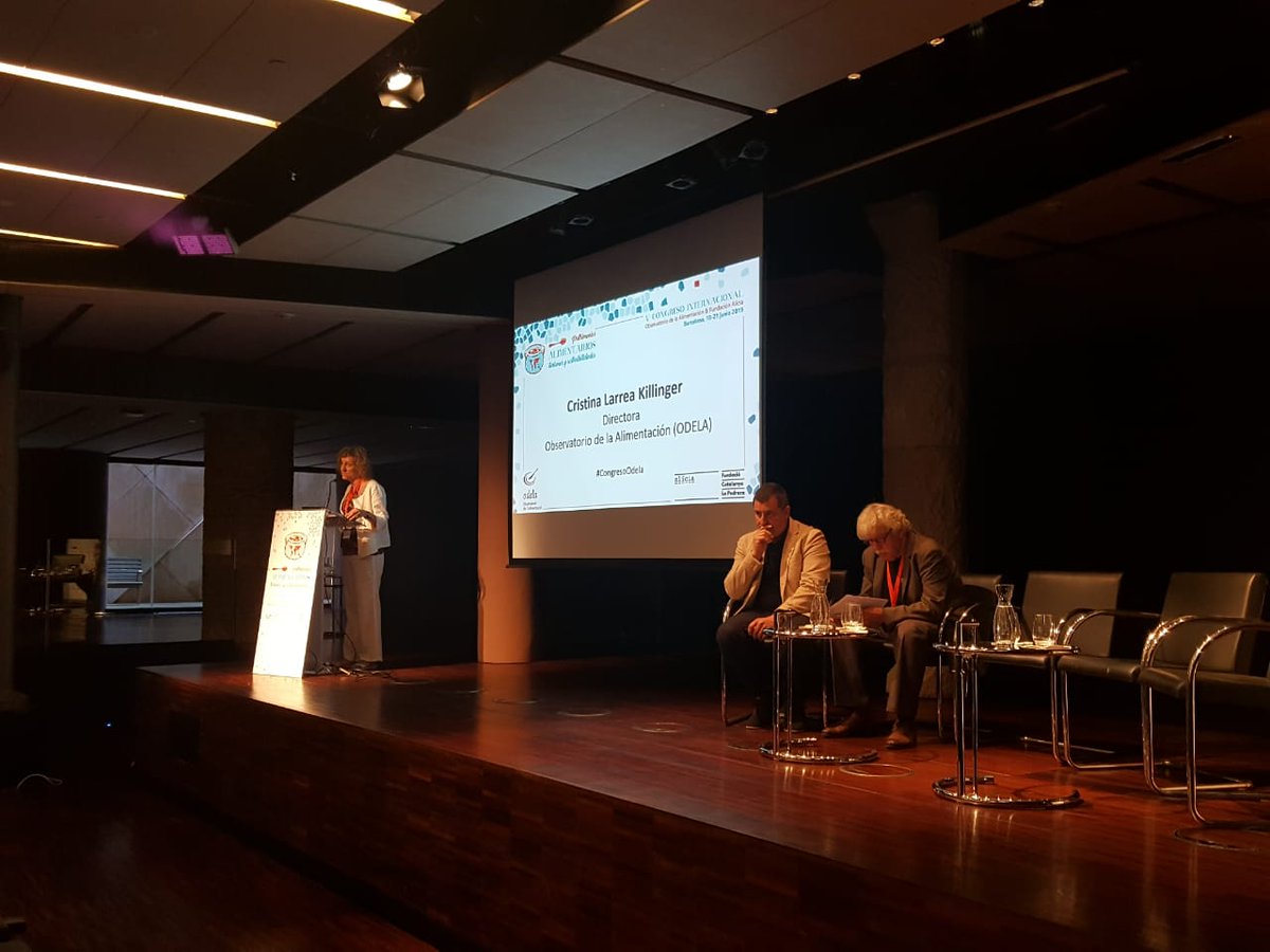 Cristina Larrea, directora del Odela, inaugura el #CongresoOdela. ¡Allá vamos! Con <a href="/FundacioAlicia/">Fundació Alícia</a>