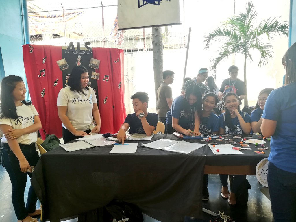 SHSOculus's tweet image. LOOK: Strengthen your faith with the Religious Cluster at the #OrgFair2019!