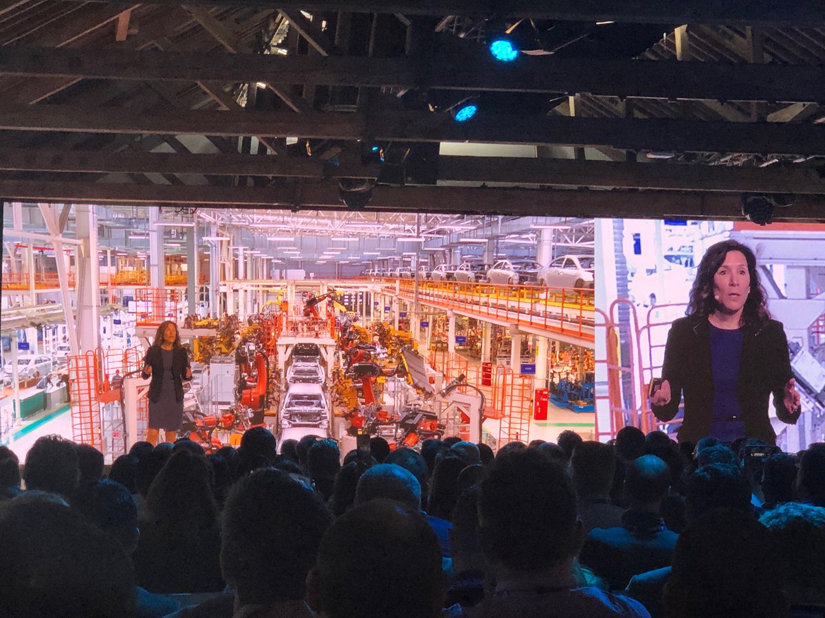 SymetriIreland's tweet photo. Day 2 at #AULondon and Lisa Campbell discusses the skills gap and the people needed to fulfill the jobs created by increased automation in industry.
Increasing digital skills that help people imagine, design and create a better world. #MakeAnything #TheFutureOfMaking https://t.co/tPBK3RTT0V