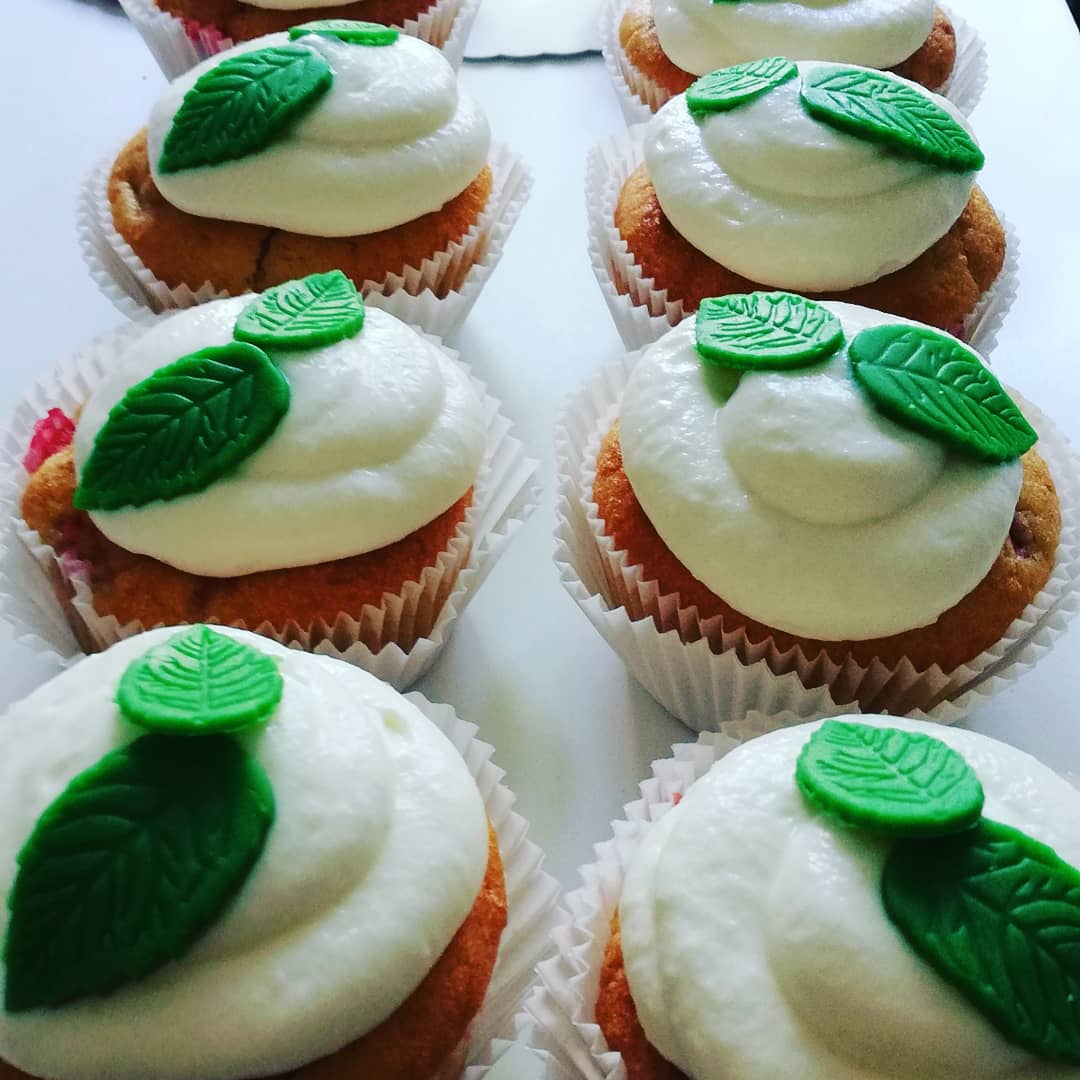 SweetSilverSwan's tweet photo. @PixieInktvis Bzw backe ich auch ganz gerne 🙈 https://t.co/KsJnoVw8UO