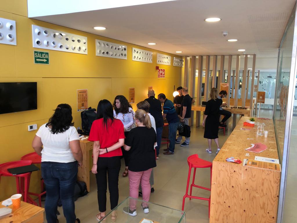GemmaEscamillaE's tweet photo. #DesignCorner al #ParcTecnologic de @bcn_empreses @barcelonactiva en el Marc de la @BcnDesignWeek 2019 https://t.co/pjEXeY4u8V