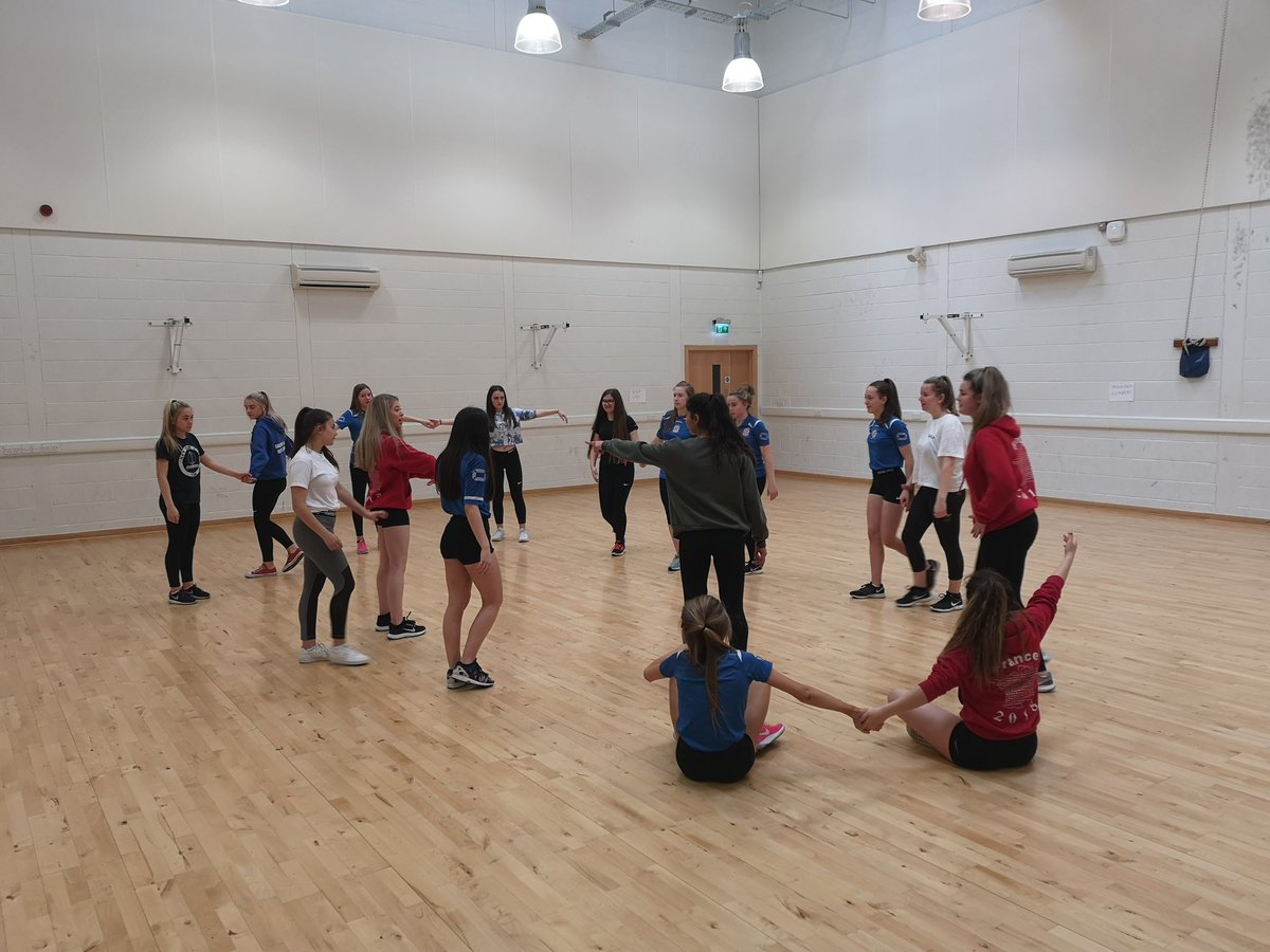 EastwoodHS_PE's tweet photo. Excellent dance leadership course this morning delivered by former dance leader Hannah 🙌 Well done to all the girls who came along showing confidence and looking to take on responsibility within our school dance club 👏👏👏 @EastwoodHighERC #EHSDance https://t.co/IbJgkJtmN7