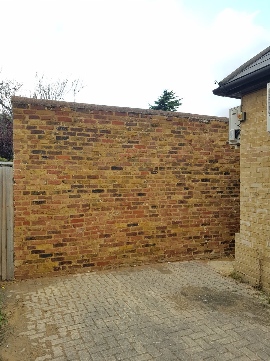 SpartanStone's tweet photo. BRICK RESTORATION PROJECT.

Brickwork cleaned, restored repointed in natural lime.

Brickwork fracture repaired using a heli bar and resin system

https://t.co/yowWPH0Hml https://t.co/dUtYuRgSXa