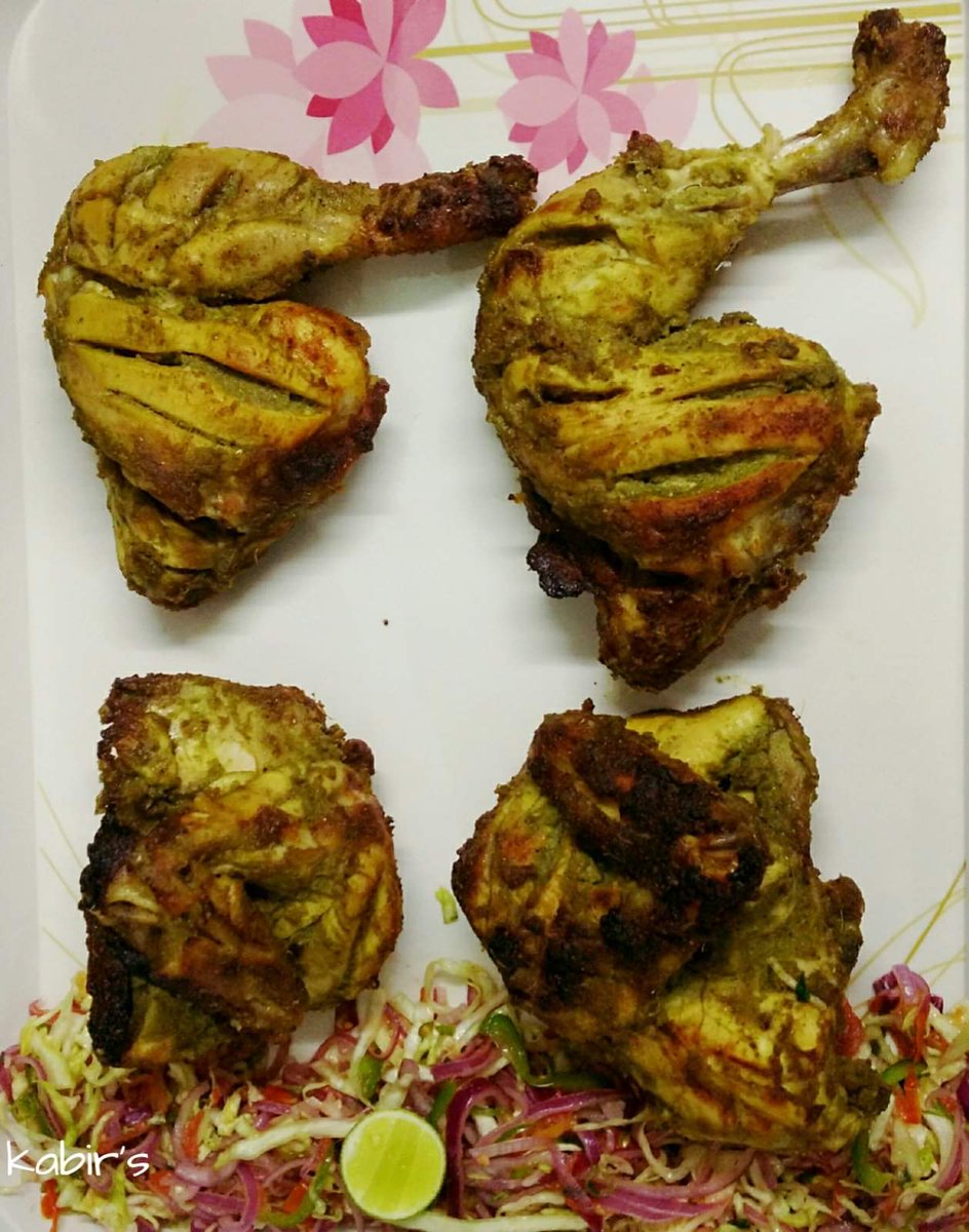 13. Hariyali Murg Tandoori - It's super delicious