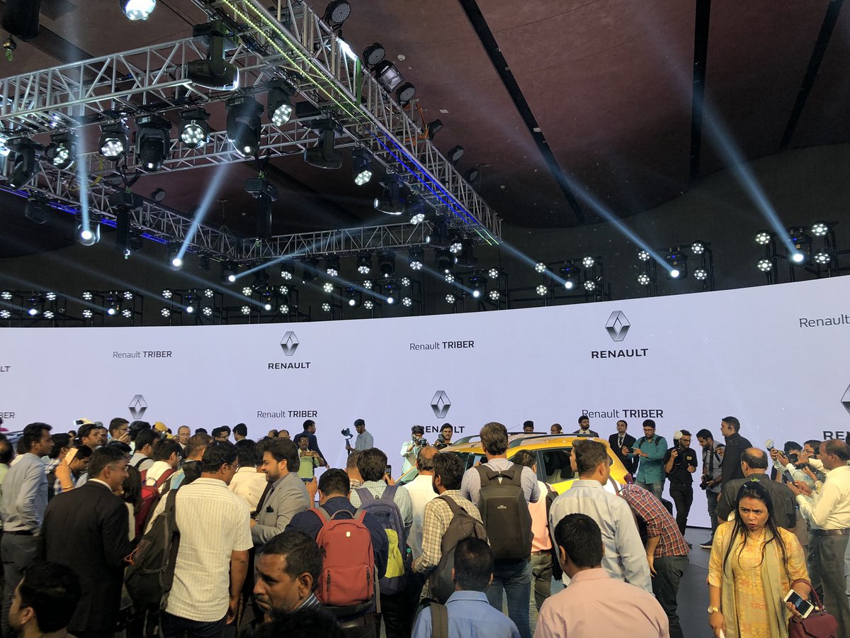 #BeTheTribe | Now it’s time for journalists to discover our brand New #RenaultTRIBER in best company! ✨✨✨
#RenaultInternationalization