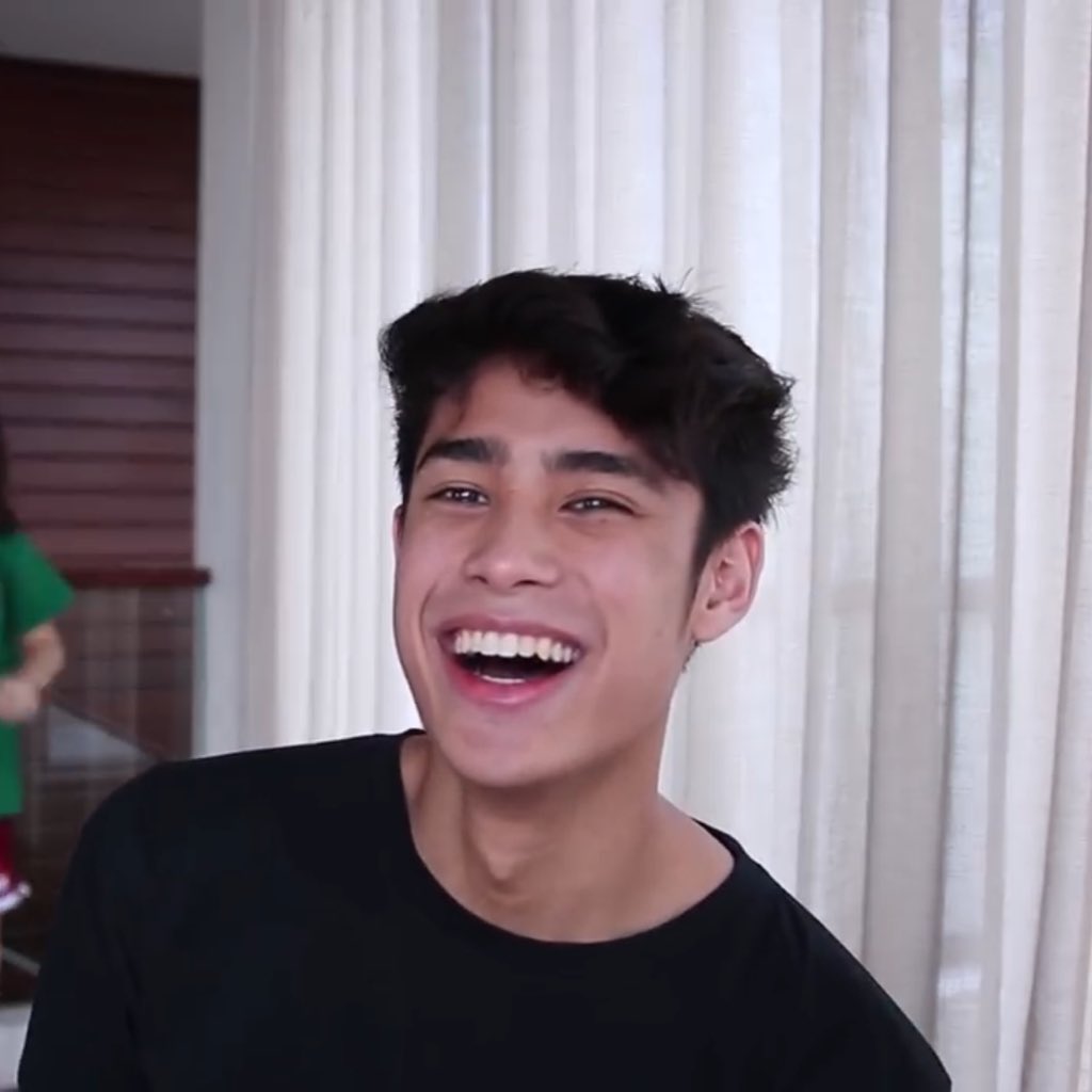 allaboutdonina's tweet photo. one of the most precious thing in this world is you and your smile, @donnypangilinan. we love you so so much!! 

#YouGotThisDONNY https://t.co/VwYYDv6FGy