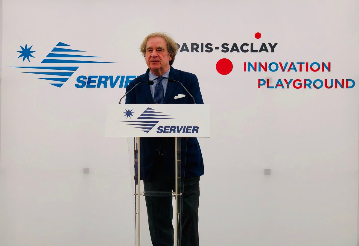 Servier's tweet photo. 🇬🇧"‘This harmonious and highly ambitious project is designed around green spaces and a central harnessing element: symbol of the unity and dynamic nature of the Servier group"💬 Jean-Michel Wilmotte, architect of the project
#FirstStoneServier #ParisSaclay https://t.co/1gZ20YvLQK