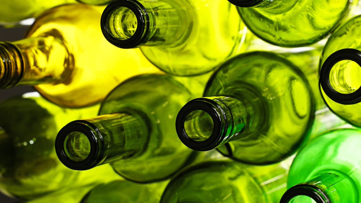 #Info #ComercioInternacional AGENCIA CHINA CONFIRMA IMPOSIBILIDAD DE VENTA DE BOTELLAS PARA VINOS DE CALIFORNIA POR ARANCELES ALTOS. Europa con nula capacidad de venta de vidrio por abandono de plástico de refrescos.  diariodelvino.com/index.php/noti…
