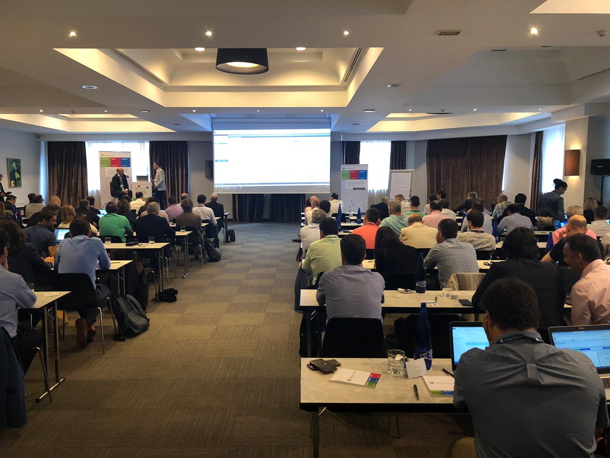 solusoft_es's tweet image. Estos días estamos en el #WorkshopSalesExperience de @WKPymes intercambiando experiencias con otros compañeros de la red comercial, siempre con la vista puesta en ofrecer las mejores soluciones a nuestros clientes con las suites de #a3ERP, #a3ASESOR y #a3EQUIPO.