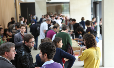 Remember to sign up for Cambridge Networks Day 2019 if you haven't already! Thurs 29th Aug <a href="/TheSainsburyLab/">The Sainsbury Laboratory</a> eventbrite.co.uk/e/cambridge-ne… <a href="/turinginst/">The Alan Turing Institute</a> @CamBigData <a href="/Kings_College/">King's College, Cambridge</a> We're also accepting submissions for posters/flash talks, deadline 26th July- forms.gle/x9CRvECctjvqMn…