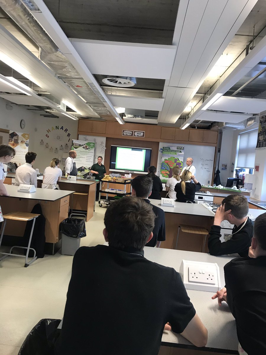 LevenmouthAc's tweet photo. Ready Steady Cook Challenge with  @SRUCHospitality this morning! An engaging, creative &amp; active workshop for our senior Hospitality classes! 👩🏼‍🍳👨🏼‍🍳🍴#dsyw #hospitality #creativity #foodproductdevelopment #skillsforlearninglifeandwork #LevHE1 https://t.co/qHi1Au6kH5