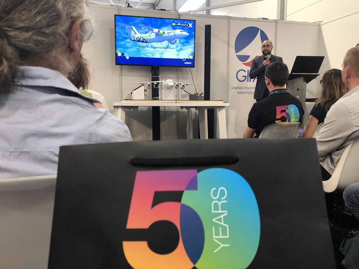 Le développement de la propulsion électrique est une nécessité pour concilier croissance du trafic aérien (+100% d’ici 2037) et respect de l’environnement. L’ #EFANX s’inscrit dans cette démarche 💡 

Merci <a href="/Airbus/">Airbus</a> pour l’invitation! 
#airbus50