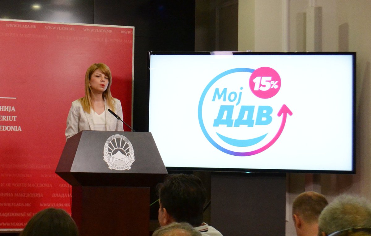 Мој данок, моја заштеда! Од 1 јули, 15% од платениот ДДВ се враќа кај секој граѓанин со наполнети 15 години! Денес, ПВРСМ <a href="/Zoran_Zaev/">Зоран Заев</a> , МФ <a href="/DTevdovski/">Dragan Tevdovski</a> и Директорката на УЈП Сања Лукаревска го најавија почетокот на мерката.
#МинистерствоЗаФинансии