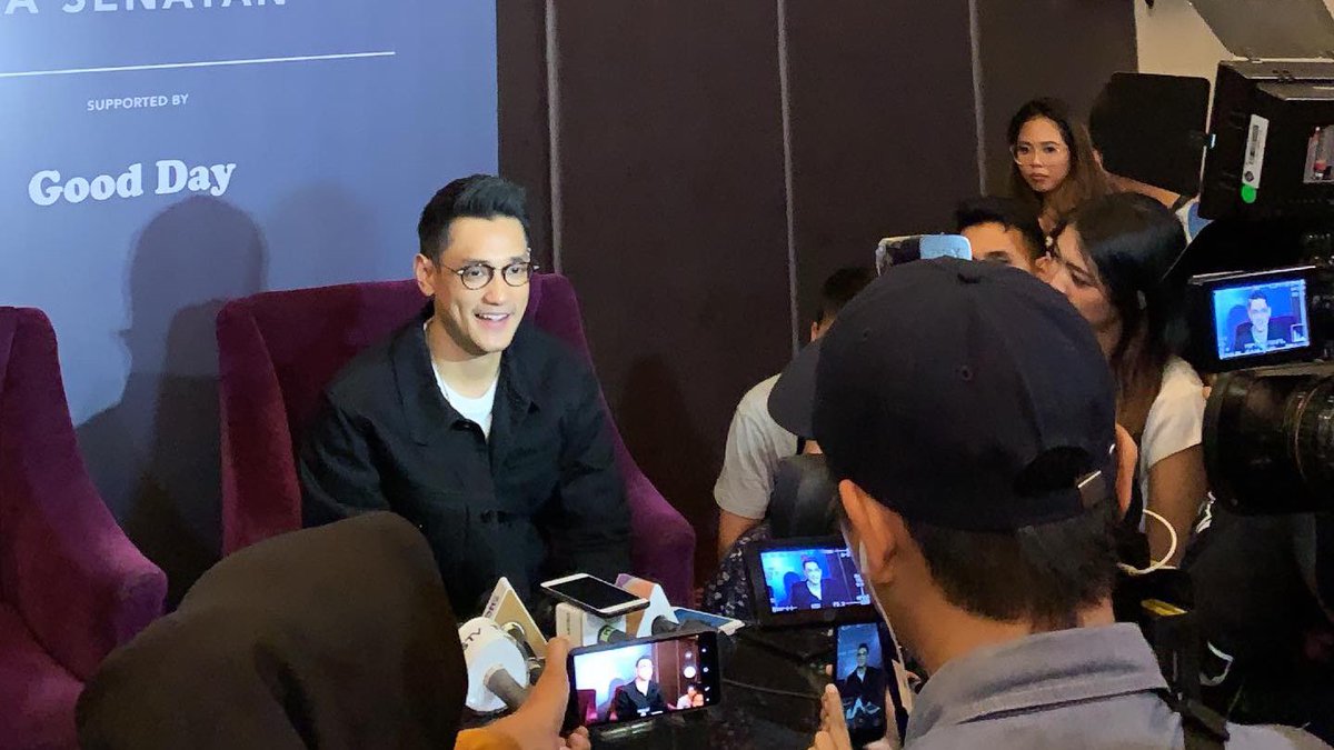 afganupdate's tweet photo. Presscon Konser DEKADE 

Ini akan menjadi konser farewell untuk Afgan, karena Afgan akan mengerjakan sebuah project di luar negeri utk waktu yg agak lama. Jadi pastikan kamu nonton konser ini ya! 😉 https://t.co/M7JW97hRFd