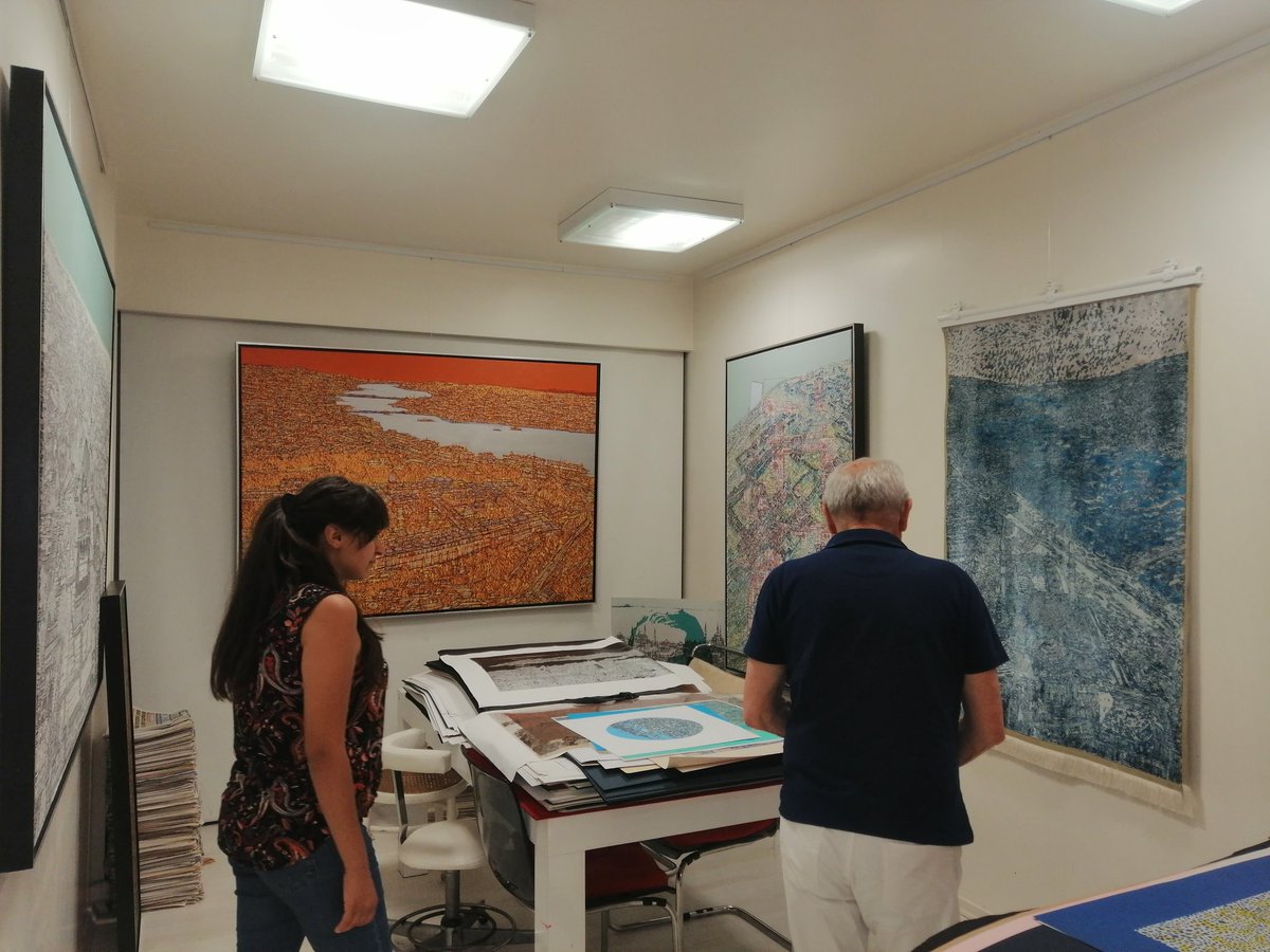 Geçtiğimiz Nisan ayı içerisinde Fular't Sanat Evi ve Derneğimizinin iş birliği, @genclikevi nin ev sahipliğinde düzenlenen #mardinsanatçalıştayı nın ardından yönetim kurulu üyelerimizden Berivan Sibel Saydut ve Robin Askar Prof. Devrim Erbil'e teşekkür ziyaretinde bulundular.