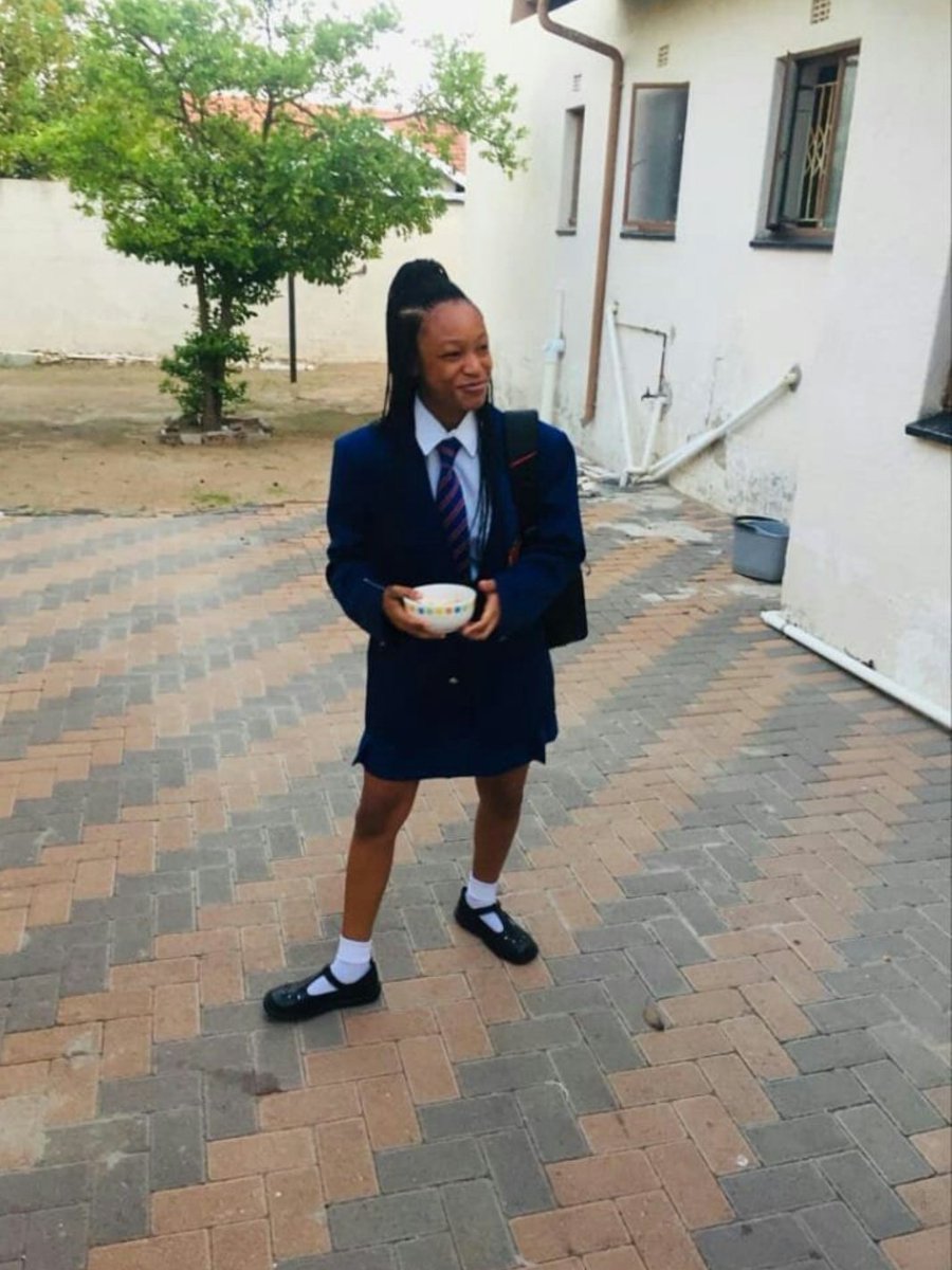 KenZii210's tweet image. Please share....please share...She has been missing since Monday morning...please assist with retweeting in order to locate where she is and assist in bringing her home

#polokwane 
#limpopo
#HelpFindThlolo