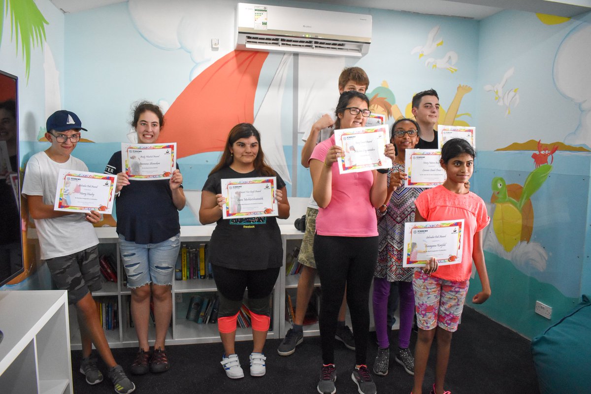 doscuae's tweet photo. Say hi to the iCad+ students, who helped in transforming our Children’s room into a masterpiece! They also created a coral design using thumb prints! Thanks to @iCademyME for all their support &amp; hard work over the past few weeks. #doscuae #iCademyMiddleEast #onlineschool https://t.co/YoyJUtfGkT