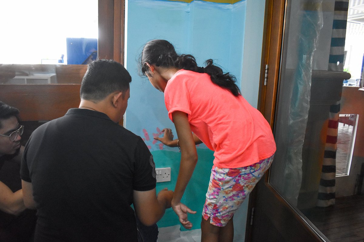 Say hi to the iCad+ students, who helped in transforming our Children’s room into a masterpiece! They also created a coral design using thumb prints! Thanks to <a href="/iCademyME/">iCademy Middle East</a> for all their support &amp; hard work over the past few weeks. #doscuae #iCademyMiddleEast #onlineschool