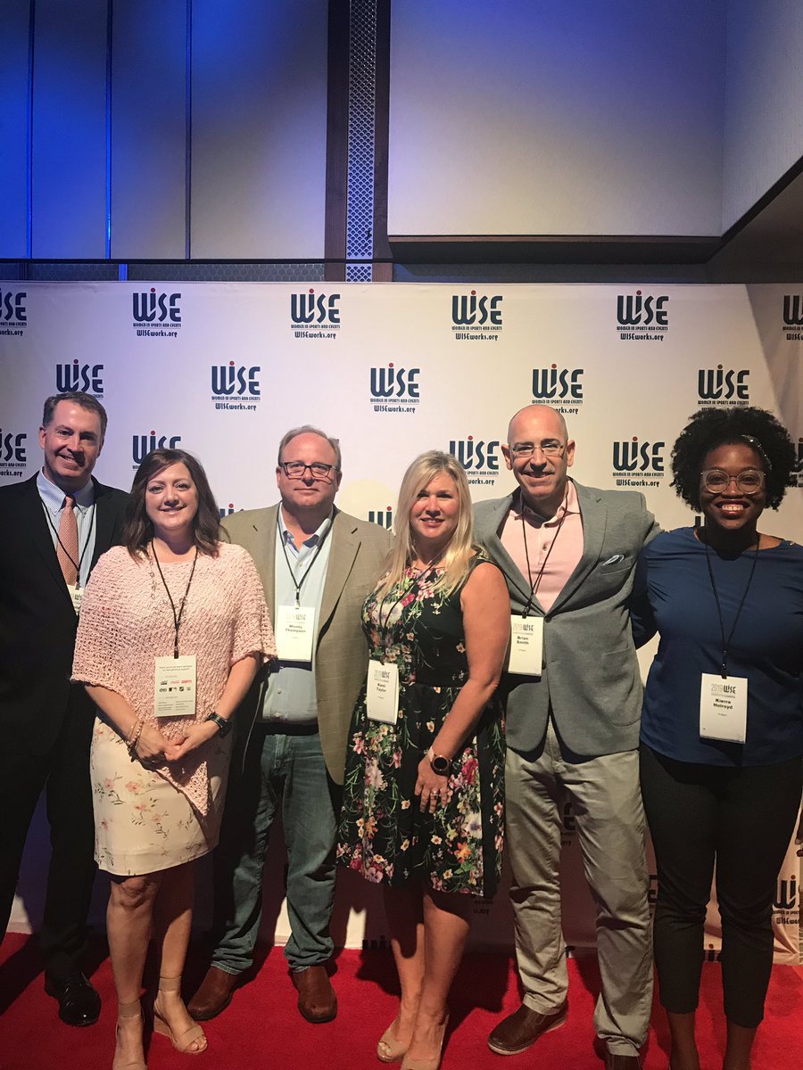 KierraHolroyd's tweet photo. Honoring Lisa Murray at the Wise 25th Annual Awards Luncheon! @woodmano is the only one with a Twitter 😂 #myoctagon https://t.co/FCS4cazfNY