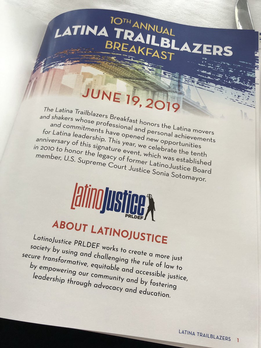 OneStephUp's tweet image. This morning we met labor pioneer &amp;amp; civil rights activist Dolores Huerta, honored at @latinojustice annual Latina TrailBlazer Breakfast. Congratulations to all honorees, as your contributions are well recognized! Thank U Alana @APCantillo for the invite to join U! Great morning!!