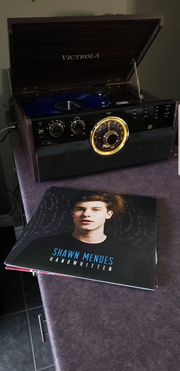 coreyputtable's tweet image. Tonight is the night with @ShawnMendes !!!  Are you ready Winnipeg!?!?