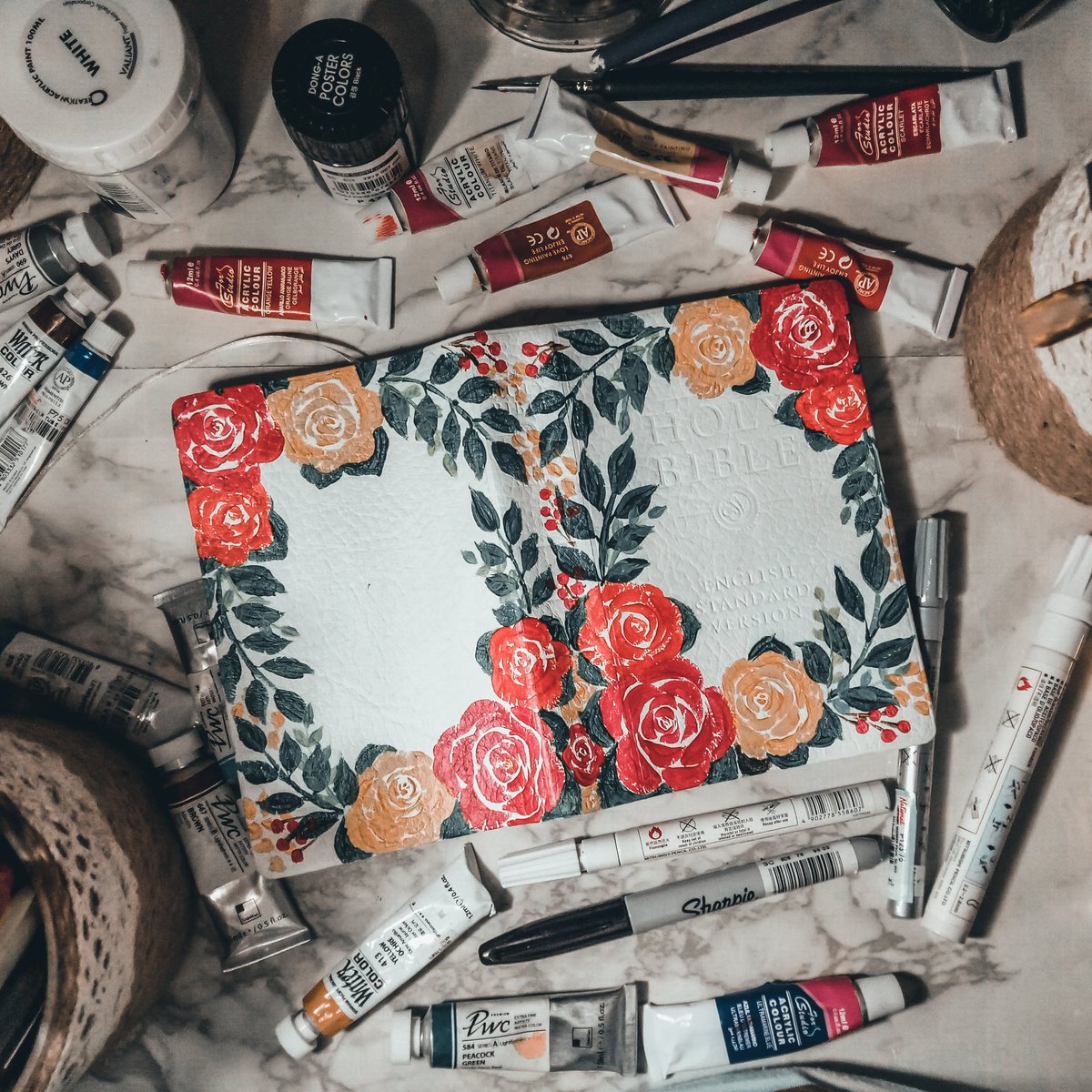 illustrateivy's tweet photo. Pretty wreath in progress. π
#NewBibleDesign #CalledToCreate #CreatedforaPurpose #EverythingisDIY π https://t.co/QiyuyzyG6R