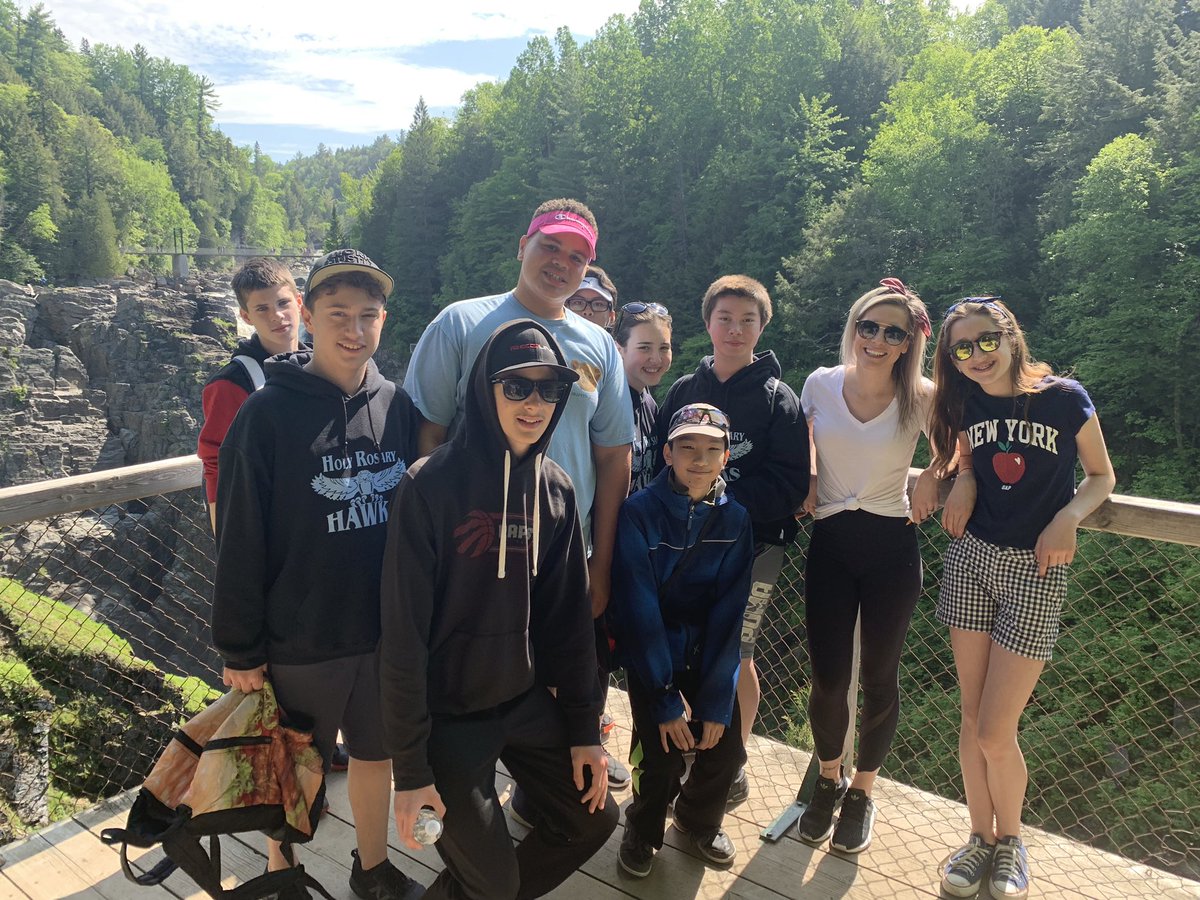 MsPereira89__'s tweet photo. Getting our work out in today by climbing steps and walking on suspension bridges at Canyon Sainte- Anne! @HolyRosaryM https://t.co/CGfWBUzxRx