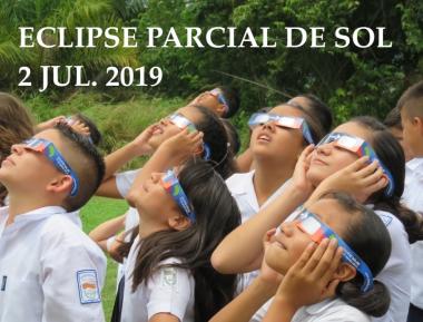 CIENTECCR's tweet image. El 02 de julio muchas familias de vacaciones cuando &quot;la Luna le pega un mordisquito al Sol&quot; entre la 1:54 pm y las 2:48 pm (hora de San José). NO SE PUEDE VER DIRECTAMENTE, filtros solares y transmisiones desde Chile (eclipse total).Más información: cientec.or.cr/articulos/ecli…