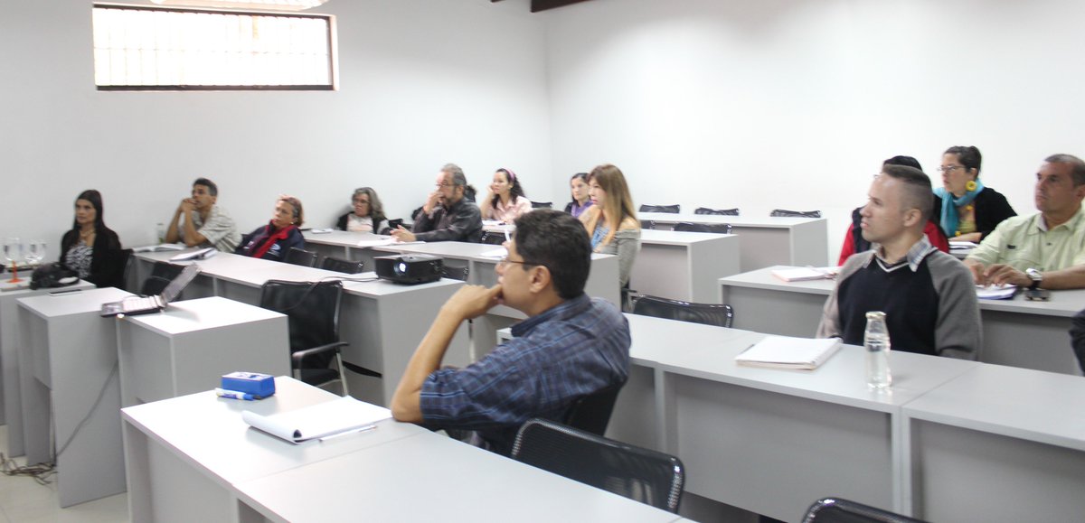 EscuelaFiscalMP's tweet photo. Así se desarrolló hoy la #Charla: Firma Electrónica Certificada y La Gestión Pública, dirigida al personal de la #ENFMP, facilitada por Carlos Acosta, Superintendente (E) de @SUSCERTE, en el marco de la formación en ciberseguridad de las tecnologías de la información. https://t.co/7G88myuC0l