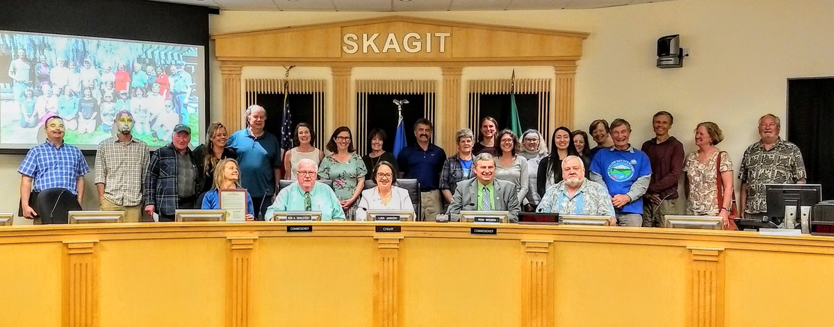 SkagitGov's tweet image. We&apos;re celebrating 20 years of the Skagit Marine Resources Committee. 

Our nearshore ecosystem is precious, and the MRC has done so much to restore it and keep it healthy, with over 50,000 hours of volunteer service over the years. Thanks, MRC!