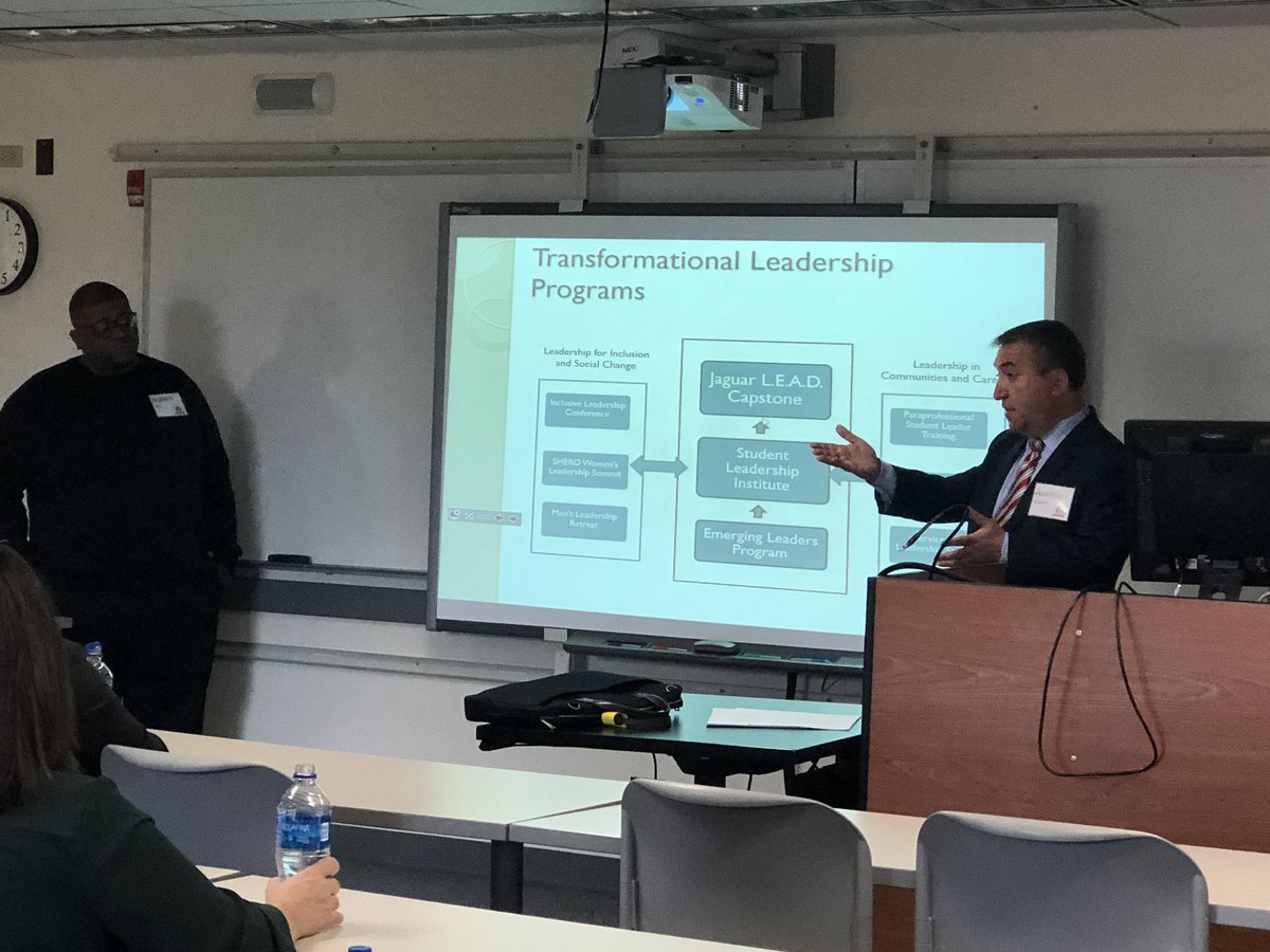 Governors_State's tweet photo. @GSUVeep Aurelio Valente and Robert Clay, Director of the Center for Student Engagement and Intercultural Programs, describe the leadership opportunities available to all #GovState students but designed to be specifically friendly to the transfer experience. #GSUSummerInstitute https://t.co/RGRvNcObgF