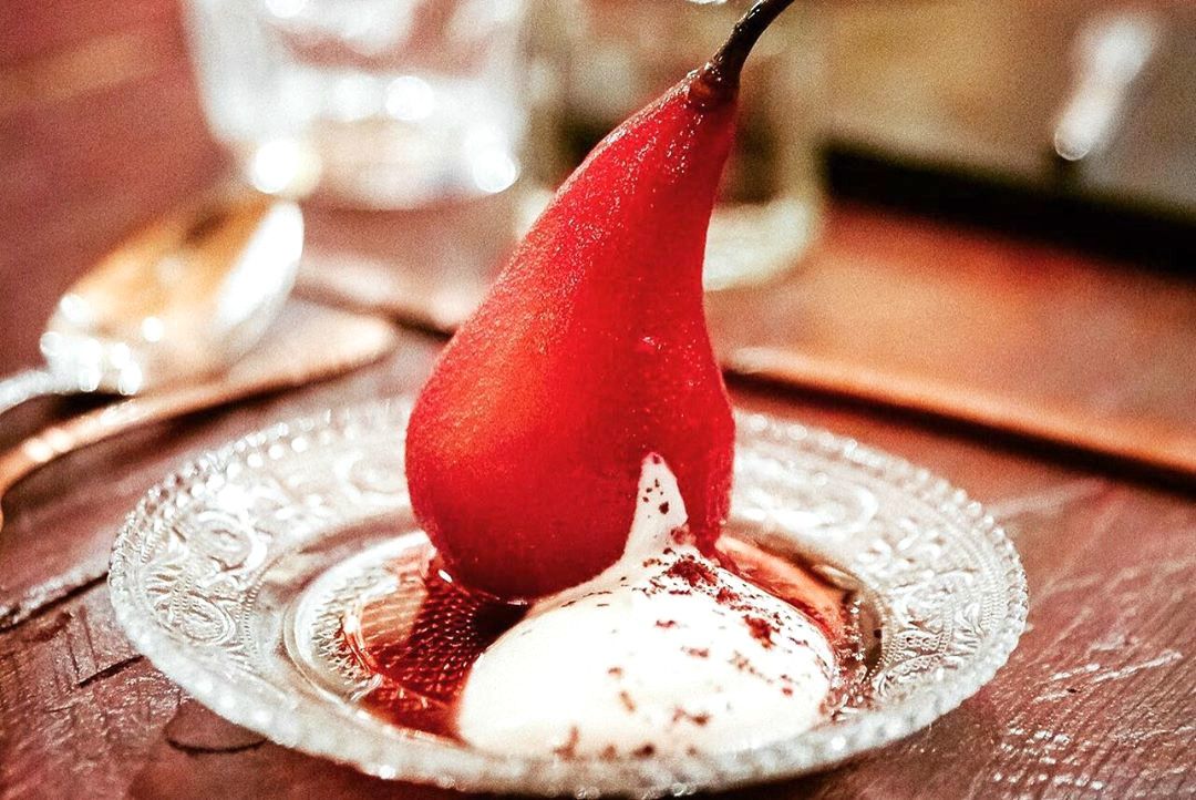 Faded_Spring's tweet photo. Dinner Is Coming At The @thevaultsuk https://t.co/YIow5Zdqbl
#UniqueDining #ImmersiveDining #GameofThrones #themeddining #GoTFinale #winteriscoming #thevaults #dinneriscoming #lbloggers #foodbloggers #foodblog @FemaleBloggerRT @Food4_Media #bloggerstribe @DesignMyNight #veggies https://t.co/OPpLFymwpC