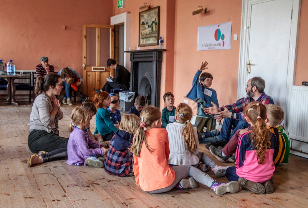 butlergallery's tweet image. We had a blast at #CruinniúnanÓg Hidden Histories Storytelling Workshops with #curiousstate and #KilkennyCountyCouncil in the Kilkenny #homeruleclub. Thanks to all who came and learned about the history of our fabulous Evan&apos;s Home site! Photography by John Loftus