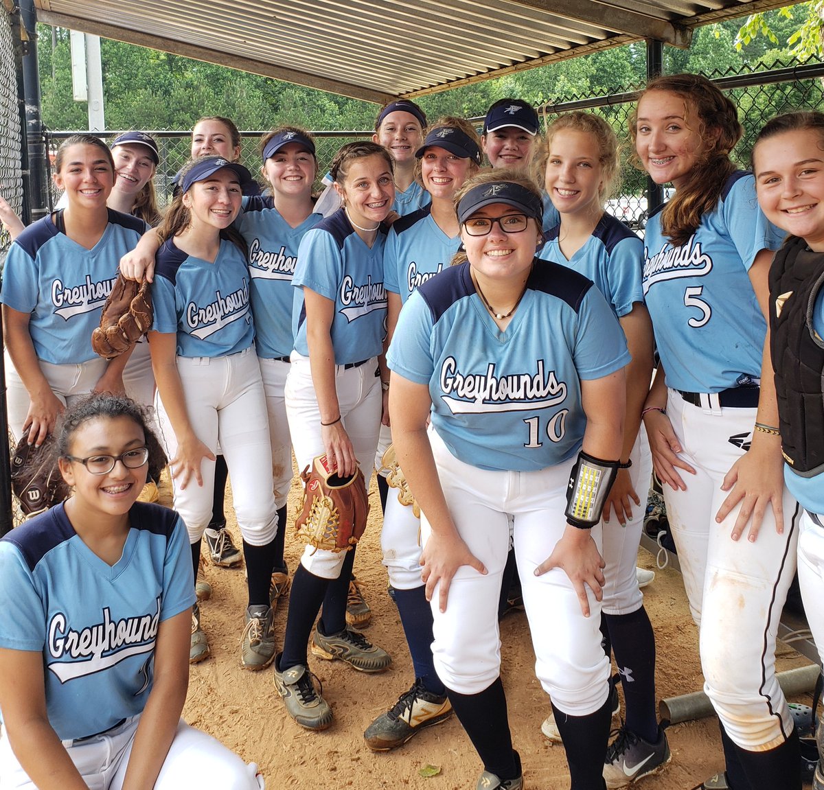PopeFastpitch's tweet photo. GM 1 2-2 TIE!
#MHerman tosses a CG 3 hitter surrendering 2 unearned runs
@katieward_ 1/1 HR
#LAziz RBI
#CDeady 2/2 2b
#Min / #Maura 1b
#NASA https://t.co/jui0zQV9Ib