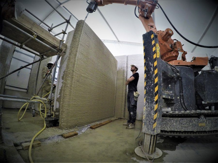 .<a href="/CyBeCNSTRCTN/">CyBe Construction</a> selected for 3D printed house project in the UAE; part of Dubai's ambitious #3Dprinting strategy that aims to 3D print 25% of every new building constructed by 2025 3dpbiz.direct/31GkB1g
#UAE #construction #architecture #technology #additivemanufacturing