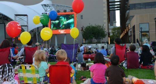 Looking for something to do this FRIDAY, June 21st? Grab your blanket or lawn chair and watch Marry Poppins Returns under the starts - this movie is FREE! #columbuscommons #movietime #movienight #614adventures #asseenincbus #614 #cbus #funinthebus