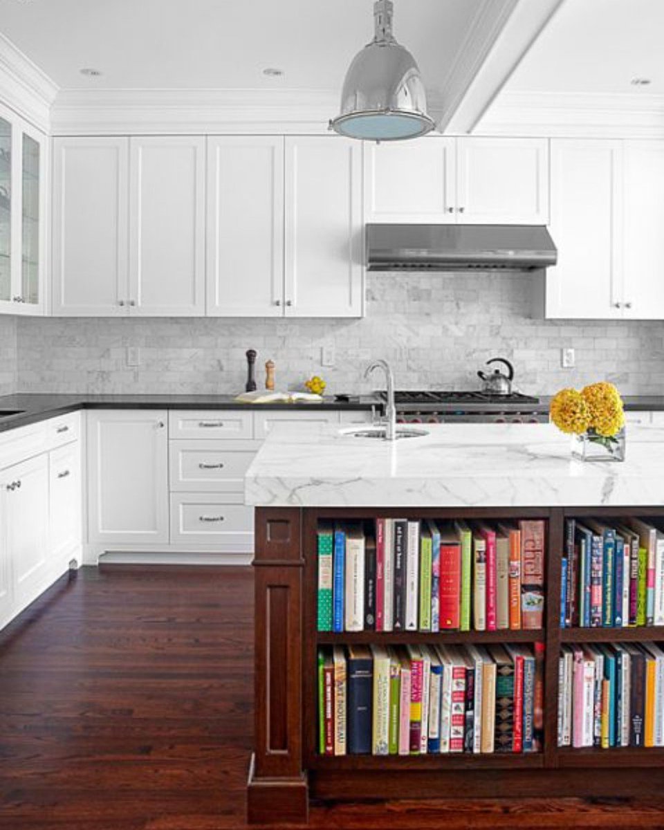 4EliteKitchens's tweet photo. Cook book island! #kitchens #remodel #cabinetry #homeimprovement #edmonton #sherwoodpark #bonafide #renovationfind #renovations #yeg #yyc #cabinets #backsplash https://t.co/aU2E4szVwz