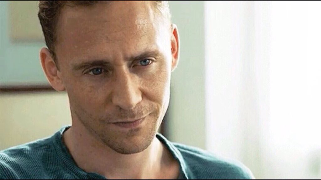 Debsloth1's tweet photo. #HiddlesTV
#TomHiddleston 
@HiddlestonSpam 

Always Pine https://t.co/qZPp7SYktr