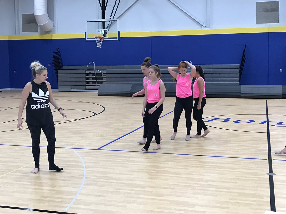 Pam Tholen tweet media