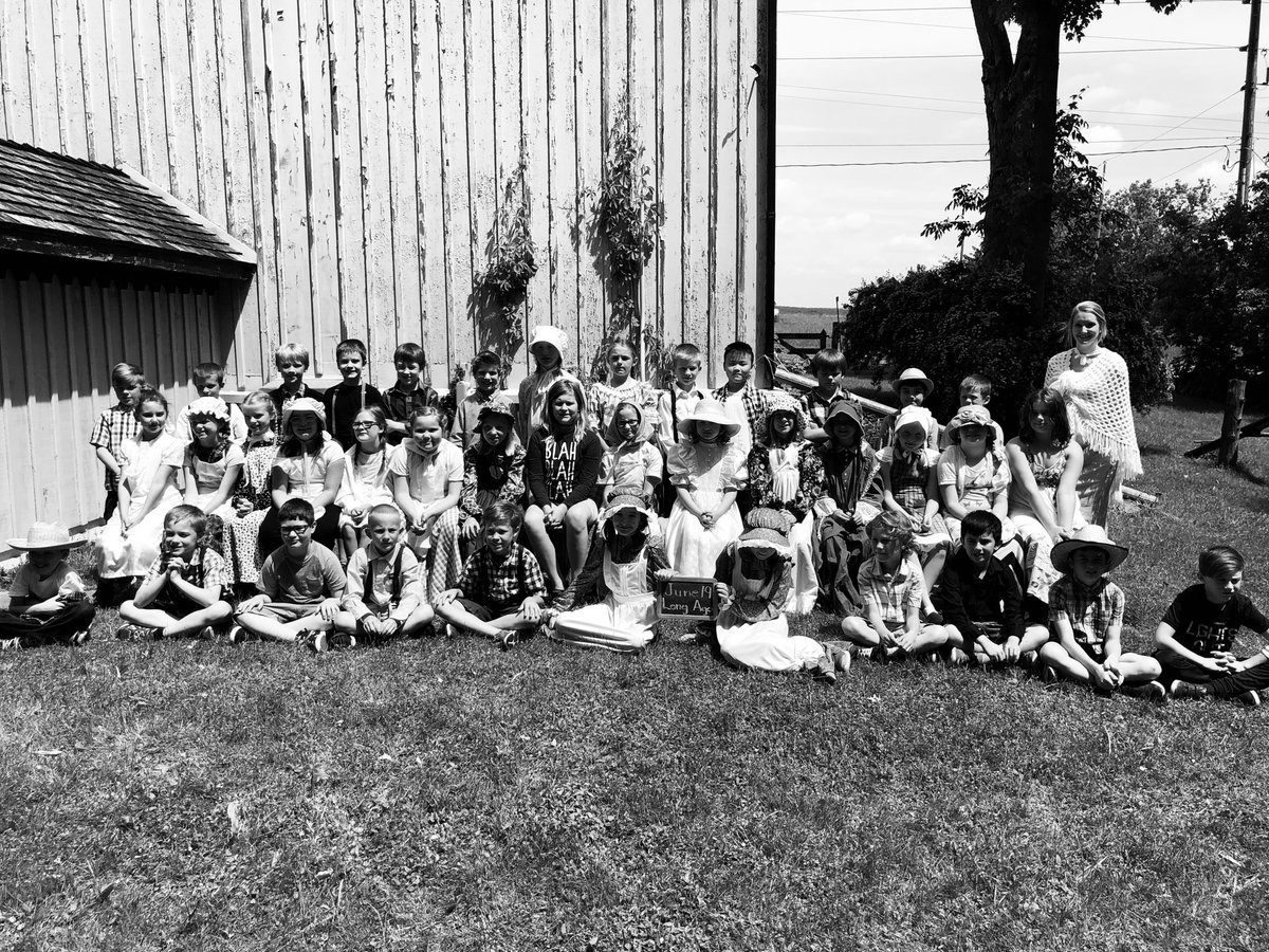steph_stoyko's tweet photo. .⁦⁦⁦@MrsRedfernGr3⁩ ⁦@UTEschool⁩ trip to Brocksden Country School ⁦June 19, 1853 https://t.co/qDsJouYtwC
