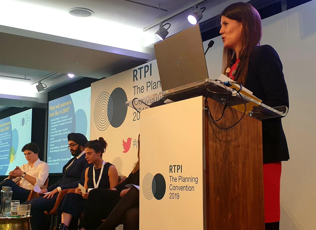 VictoriaCEOCIOB's tweet photo. Fabulous final #PlanCon19 panel with @RTPIPlanners #YoungPlanners sharing views on #planning #profession in 2040 @hmc474 @ShannonJadeF @celinemionnet Aranvir Singh Gawera @Leicester_News Charlotte Orrell @IceniProjects #futureofplanning #futuretalentpipeline #TotalPlanning https://t.co/0A3vgOYdYO