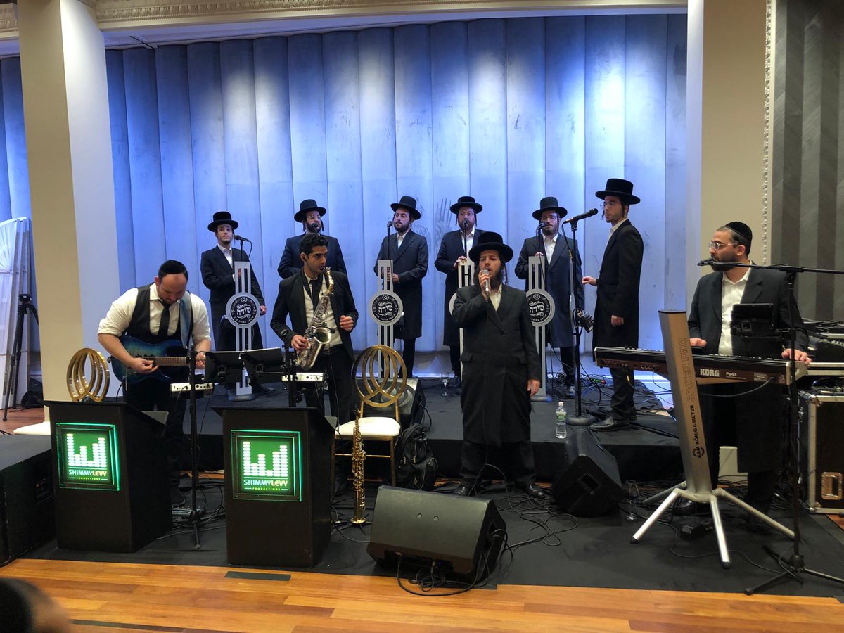 Wedding last night in the Eminence ballroom with <a href="/ShimmyLevy/">Shimmy Levy</a> Production and <a href="/TheShiraChoir/">Shira Choir</a>