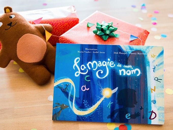 IdeeCadeauQC's tweet photo. 💛 Si vous cherchez un beau cadeau à faire pour un enfant, que ce soit pour un anniversaire ou un shower, découvrez La magie de mon nom! Un beau livre personnalisé à offrir, un cadeau qui perdurera dans le temps! 📘🎁

👇👇👇
https://t.co/pyNN4ieWFO https://t.co/XDyStAFhcy