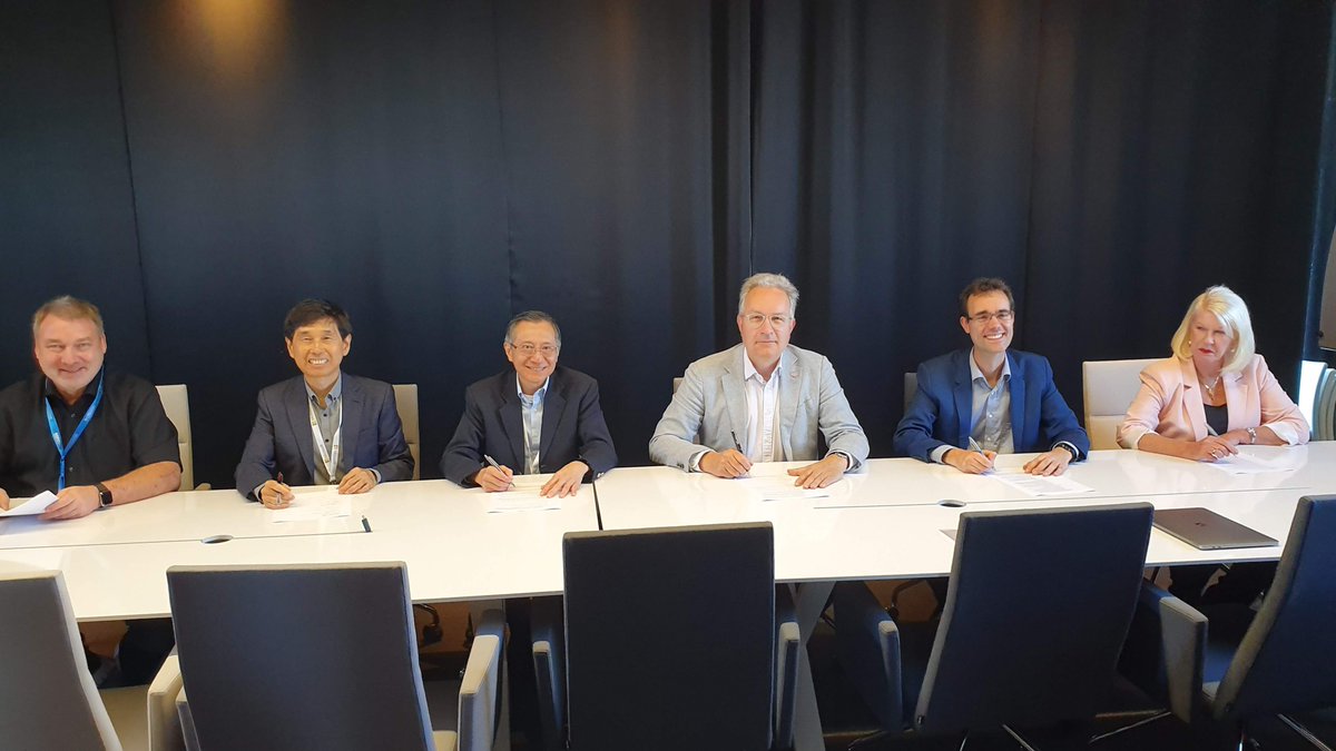nordunet's tweet photo. We’re proud to work with our global partners at @AARNet, #SingAREN, #TEINCC, @SURF_NL and @GEANTnews to build faster and better connectivity between Asia and Europe for research and education 
#GREN #GNA https://t.co/tD5y8TorKY https://t.co/wLWmRlSx4f